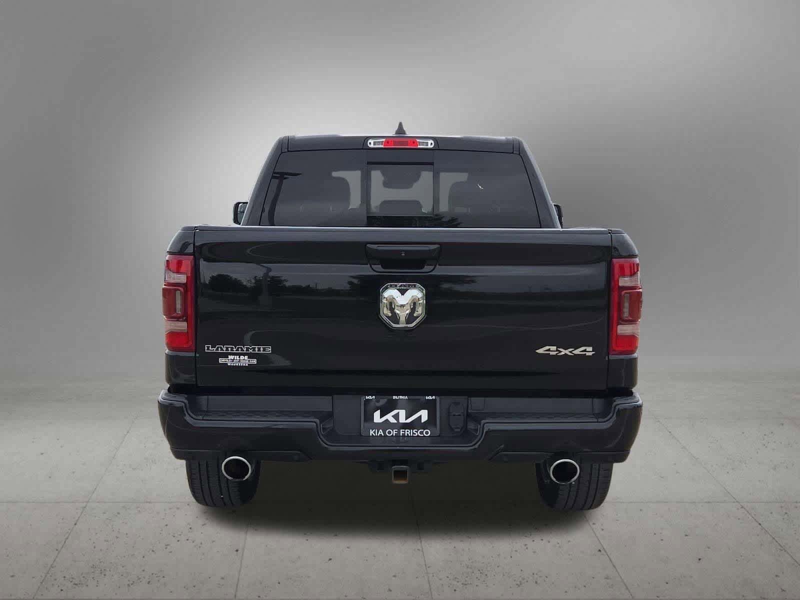 Used 2023 RAM 1500 Laramie AWD/4WD image 5