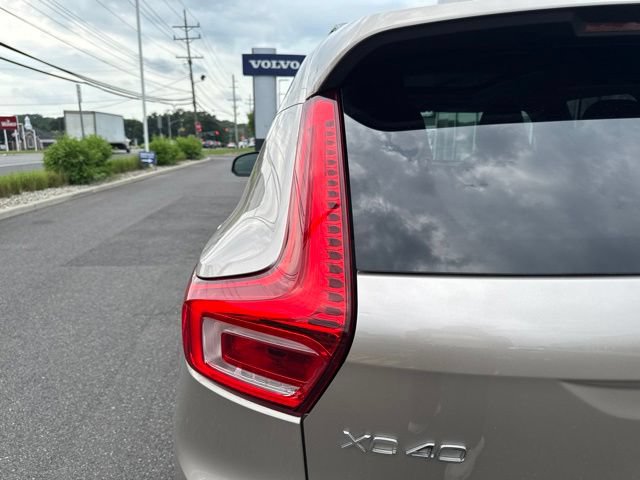 Certified 2023 Volvo XC40 B5 Plus w/ Climate Package AWD/4WD image 10