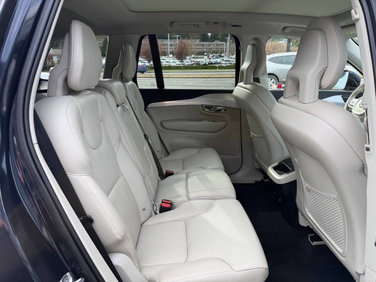 Used 2016 Volvo XC90 T5 Momentum AWD/4WD image 27