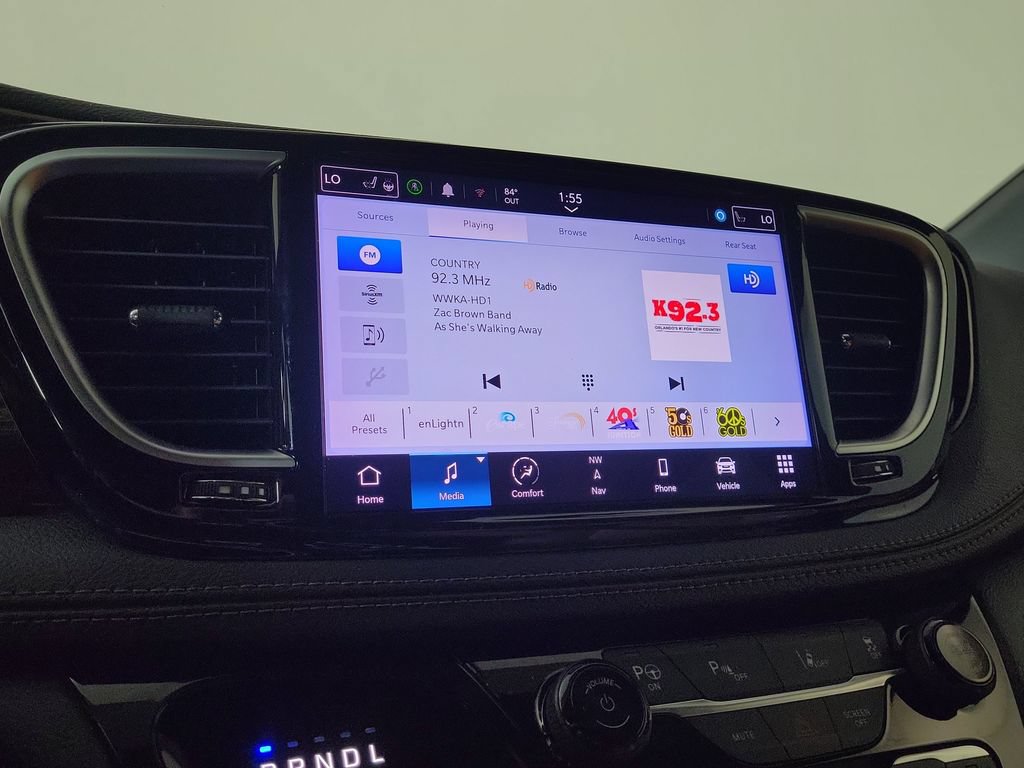 Used 2022 Chrysler Pacifica Pinnacle FWD image 19