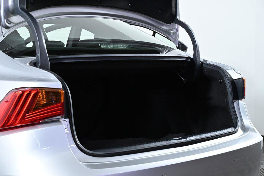 Used 2019 Lexus IS 300 F Sport w/ F Sport Package image 35