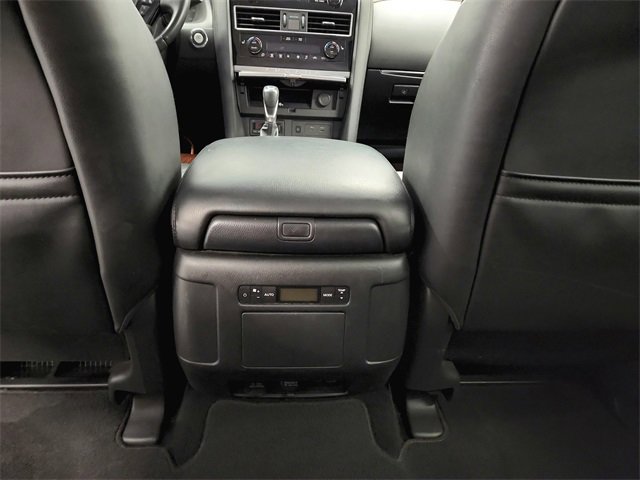 Used 2024 Nissan Armada SL image 37
