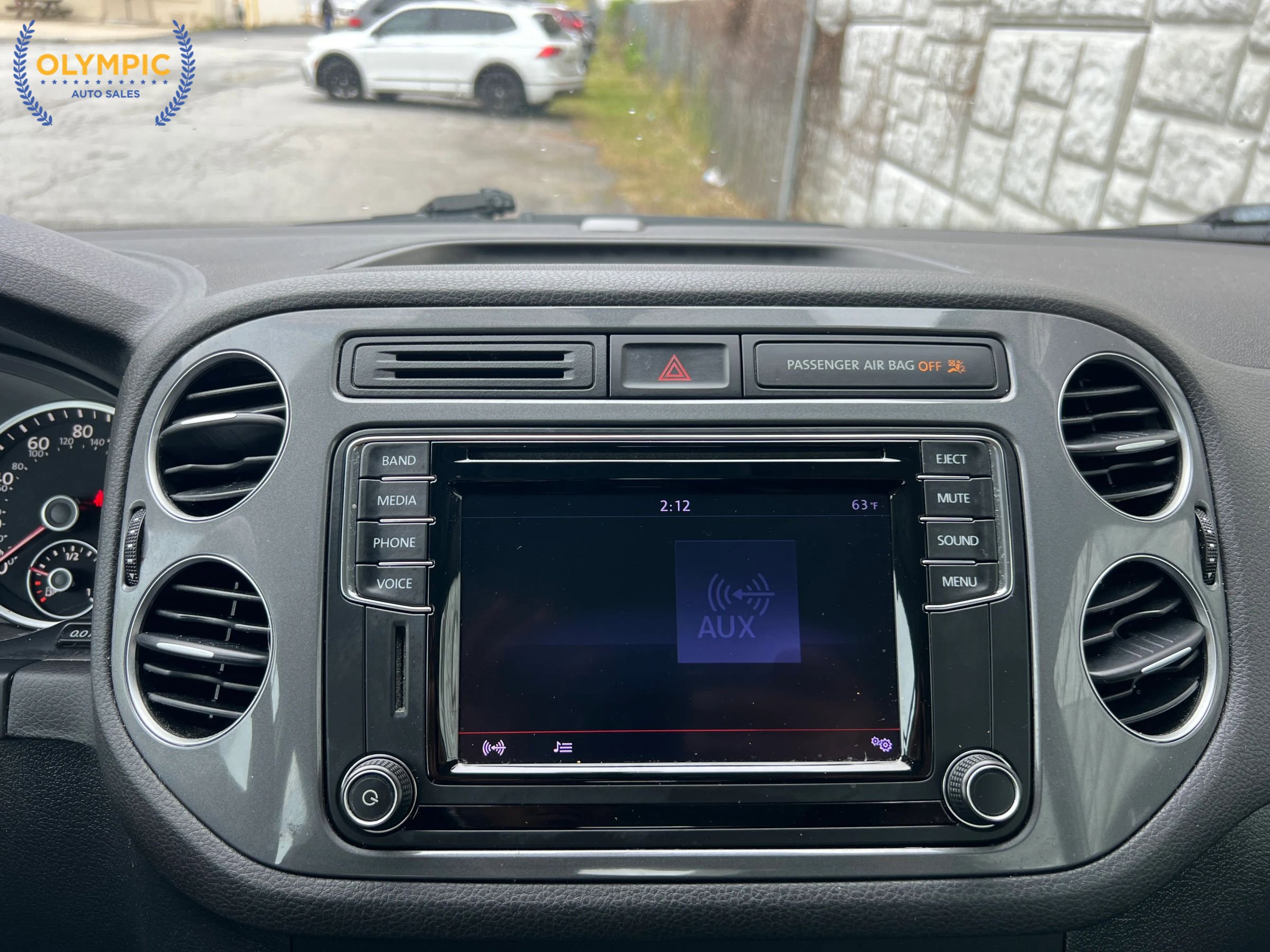 Used 2017 Volkswagen Tiguan S FWD image 31