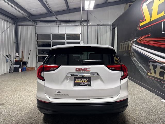 Used 2021 GMC Terrain SLE image 19
