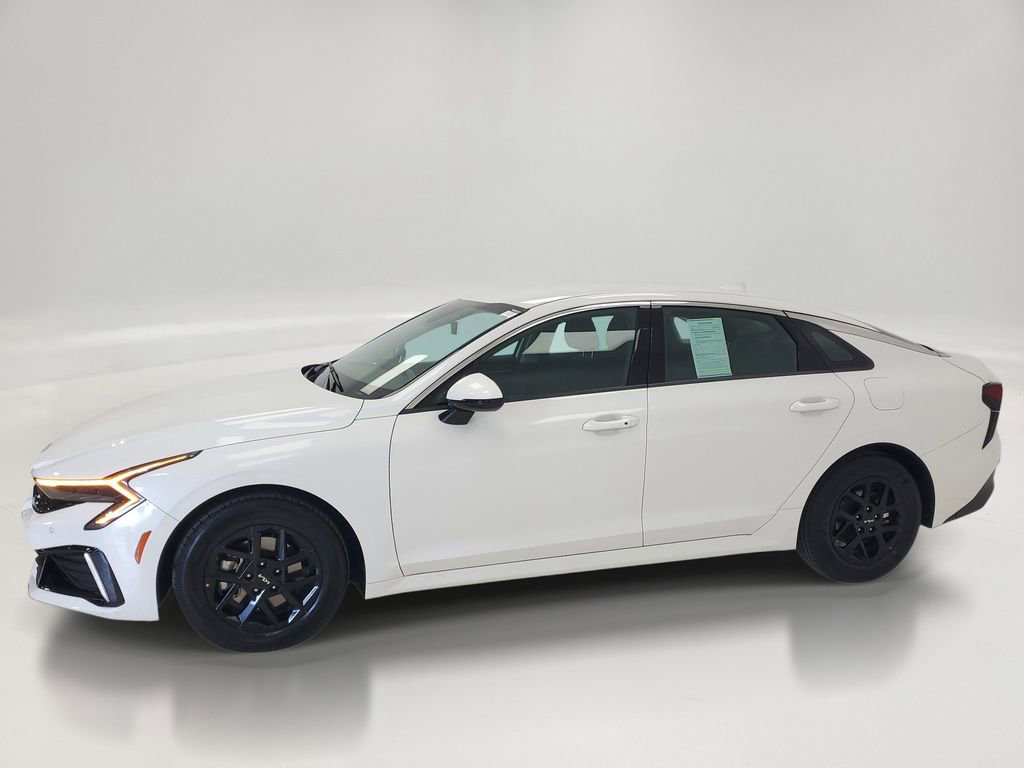 Used 2025 Kia K5 LXS image 4