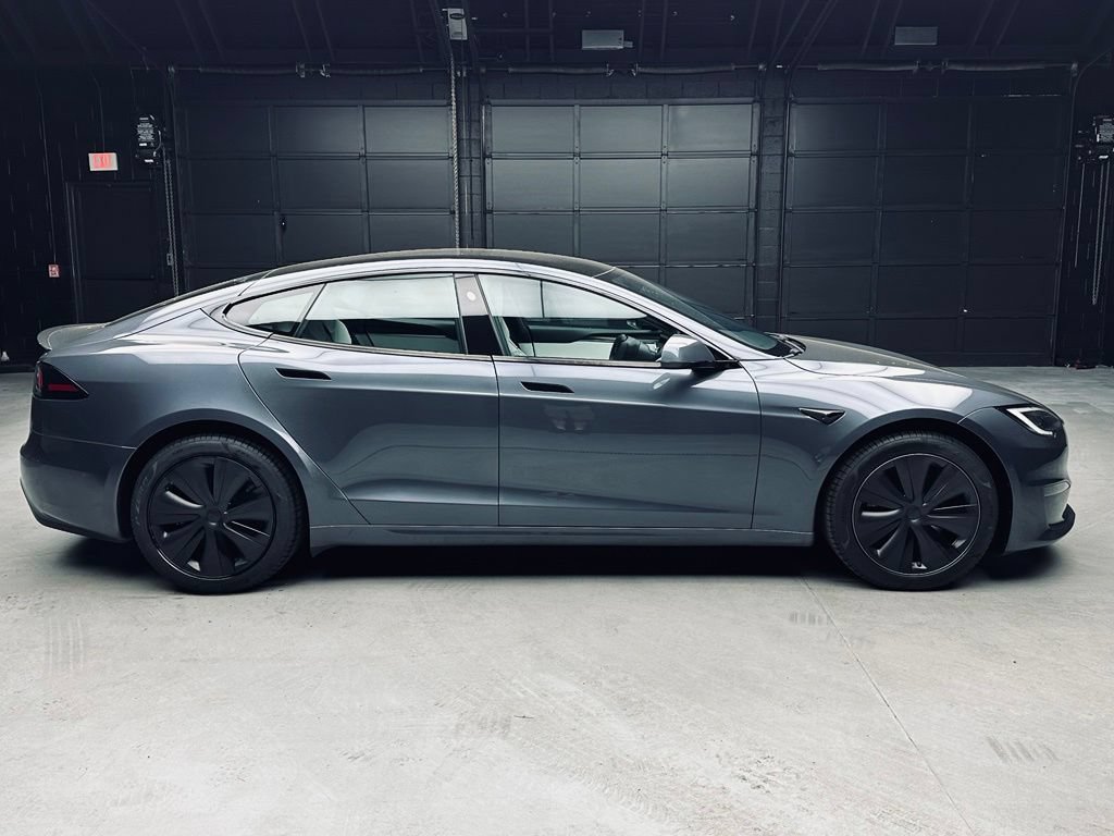 Used 2022 Tesla Model S Plaid AWD/4WD image 7