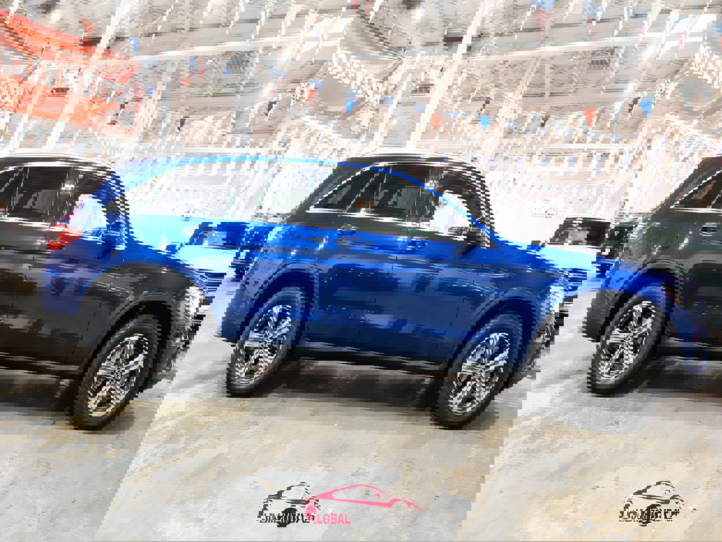 Used 2018 Mercedes-Benz GLC 300 4MATIC w/ Multimedia Package image 8