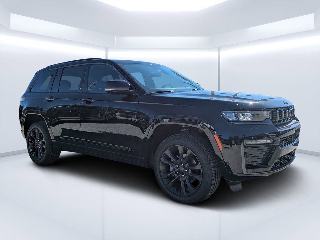 Used 2026 Jeep Grand Cherokee Limited image 1