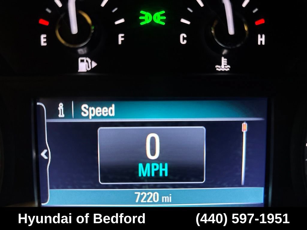 Used 2022 Buick Encore Preferred AWD/4WD image 15