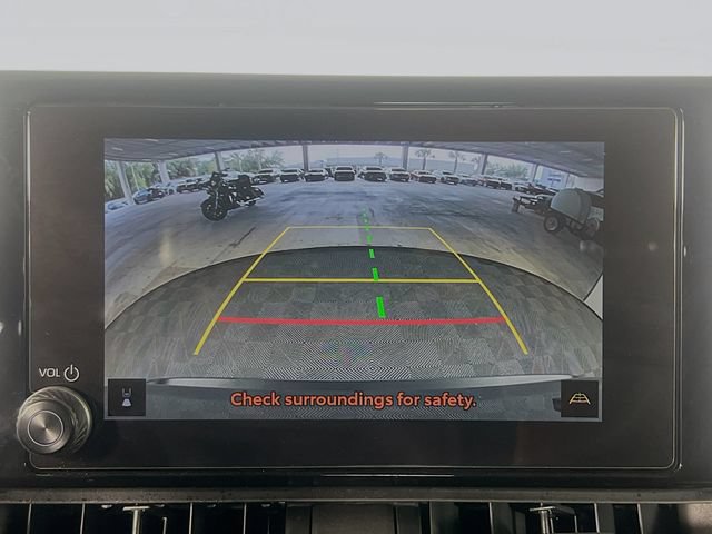 Used 2025 Toyota RAV4 XLE w/ Convenience Package FWD image 22