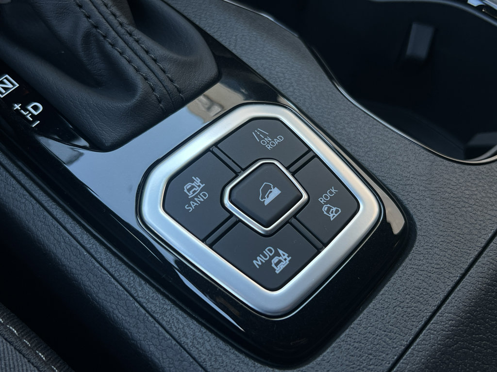 New 2026 Nissan Frontier SV w/ Tow Package image 31