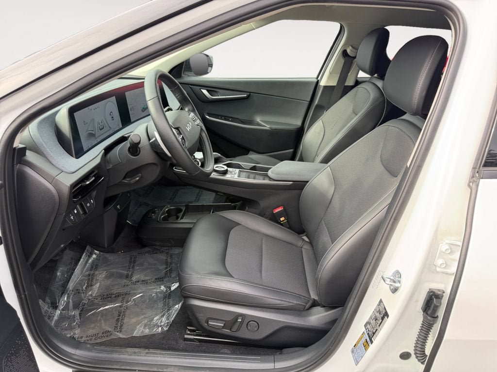 Used 2024 Kia EV6 Light AWD/4WD image 21
