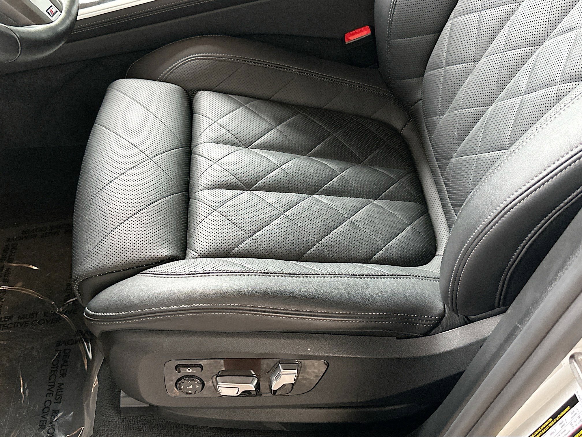 Certified 2023 BMW X7 xDrive40i w/ M Sport Package image 19