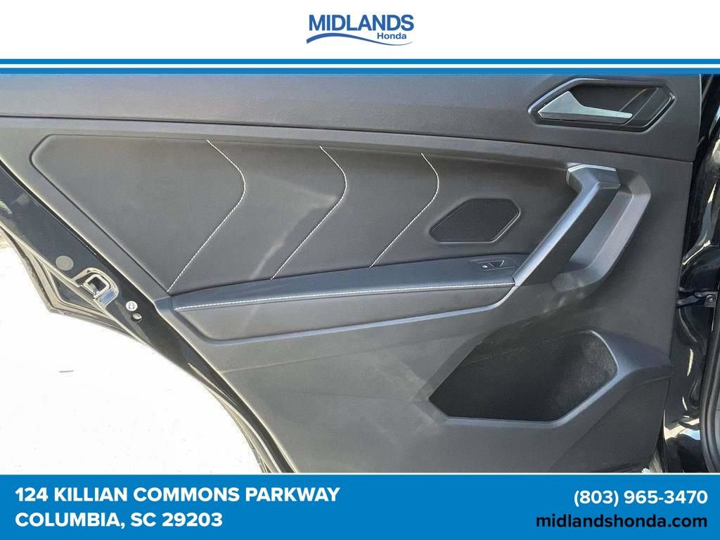 Used 2024 Volkswagen Tiguan SE FWD image 14