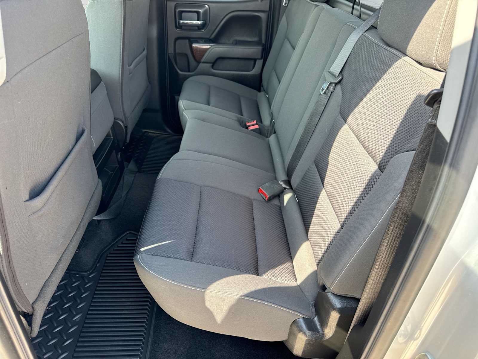 Used 2018 GMC Sierra 1500 SLE w/ SLE Value Package AWD/4WD image 19