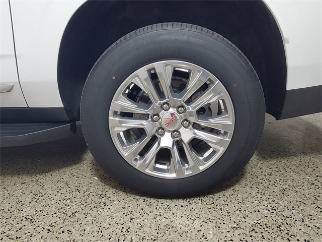Used 2024 GMC Yukon XL Denali image 8