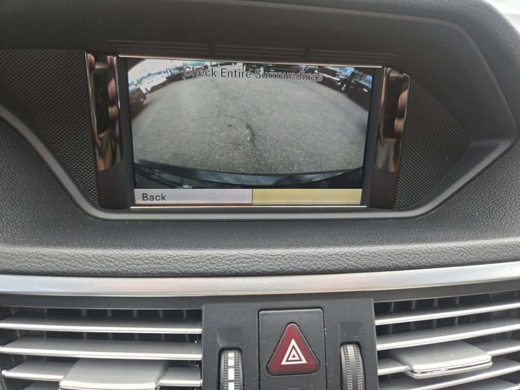 Used 2011 Mercedes-Benz E 350 4MATIC Sedan image 10