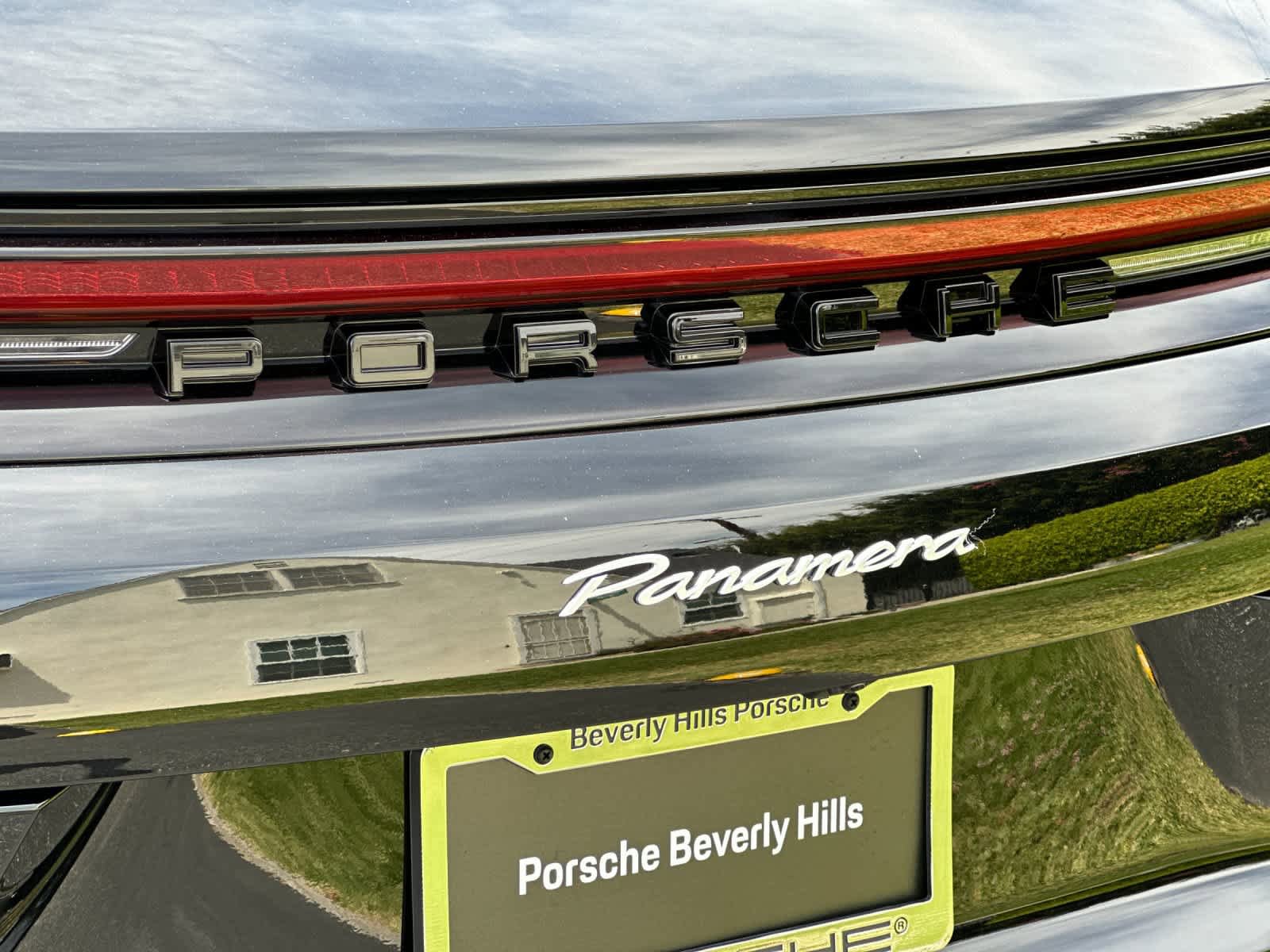 New 2026 Porsche Panamera image 32