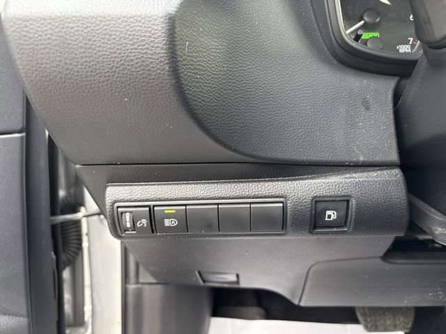 Used 2024 Toyota Corolla LE AWD/4WD image 30