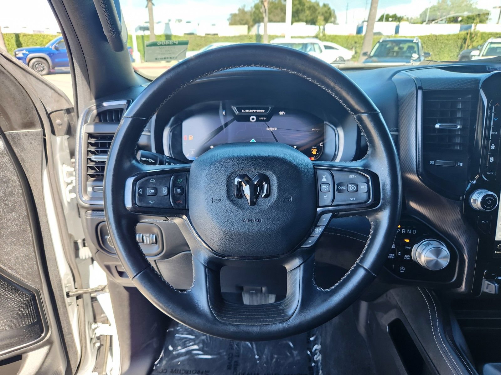 Used 2023 RAM 1500 Limited AWD/4WD image 14