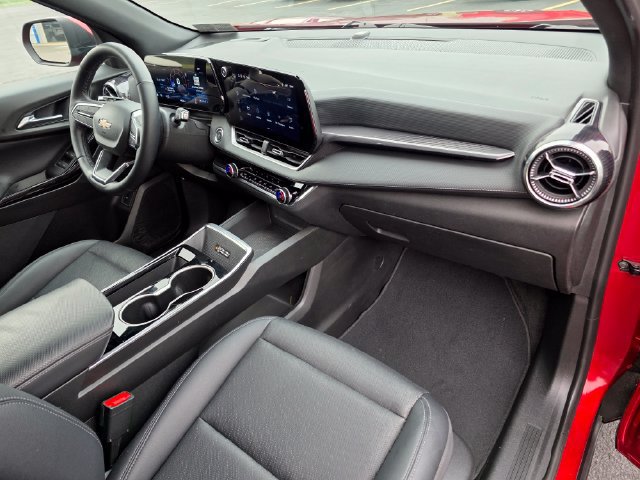Used 2025 Chevrolet Equinox LT w/ Convenience Package II AWD/4WD image 19
