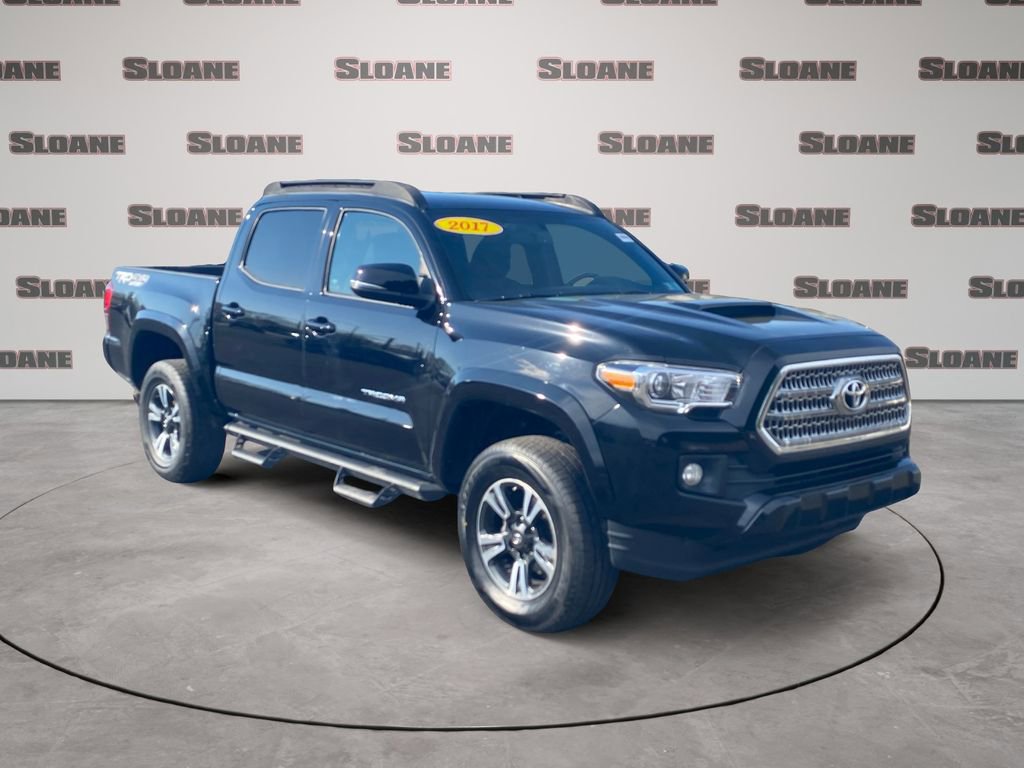 Used 2017 Toyota Tacoma TRD Sport w/ Tow Package (A/T) image 7