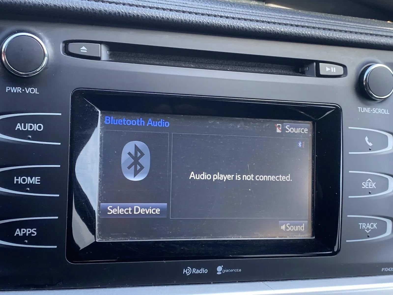 Used 2015 Toyota Highlander Plus FWD image 25