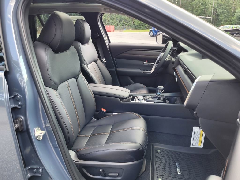 New 2025 MAZDA CX-50 AWD 2.5 S w/ Weather Package image 14
