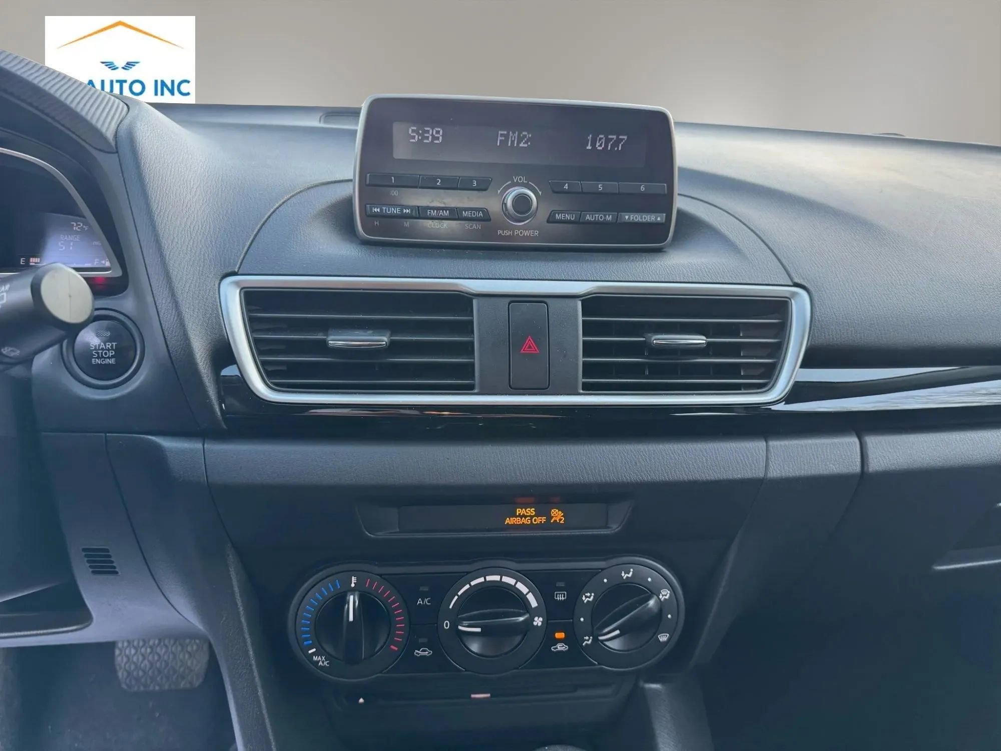 Used 2014 MAZDA MAZDA3 i Sport image 12