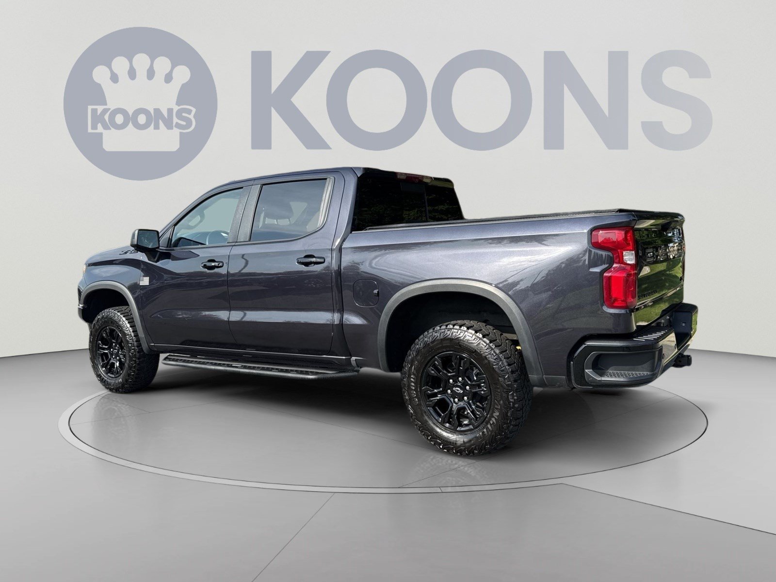 Used 2024 Chevrolet Silverado 1500 ZR2 w/ Technology Package AWD/4WD image 4