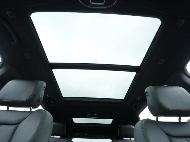 New 2026 Jeep Grand Wagoneer Limited AWD/4WD image 10