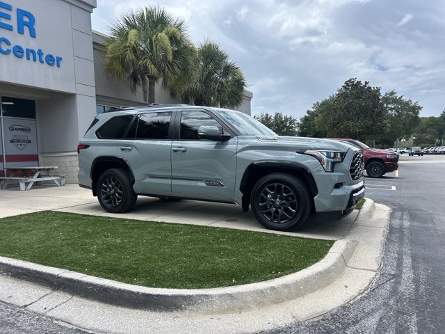 Used 2026 Toyota Sequoia Platinum AWD/4WD image 2