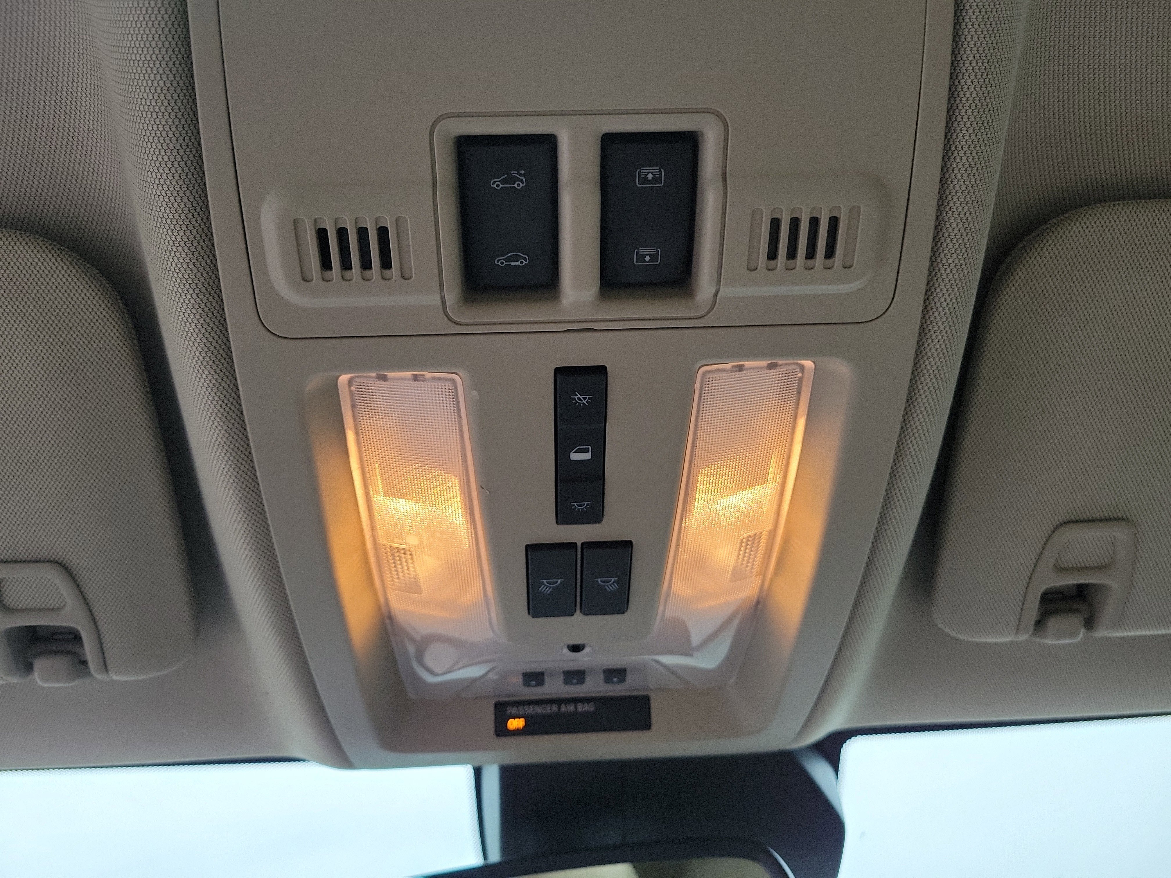 Used 2015 Cadillac SRX Performance w/ Driver Awareness Package FWD image 31