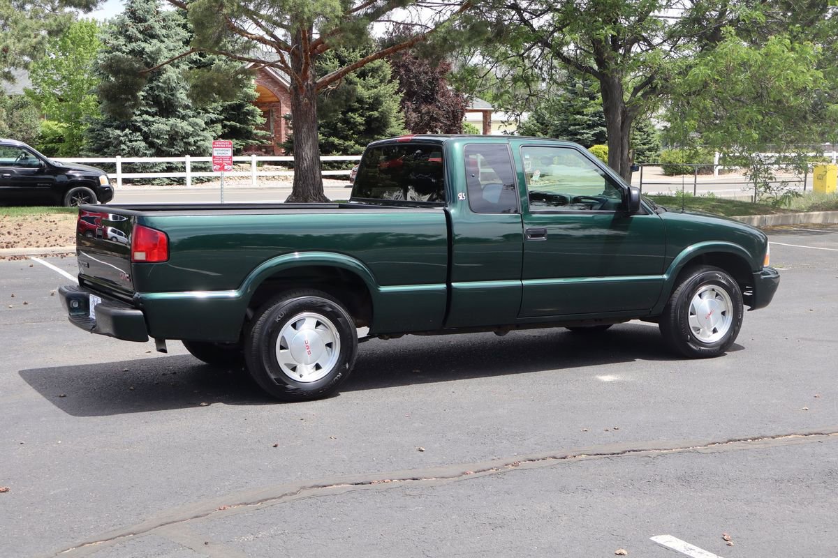 Used 2002 GMC Sonoma SLS w/ Marketing Option Pkg RWD image 4