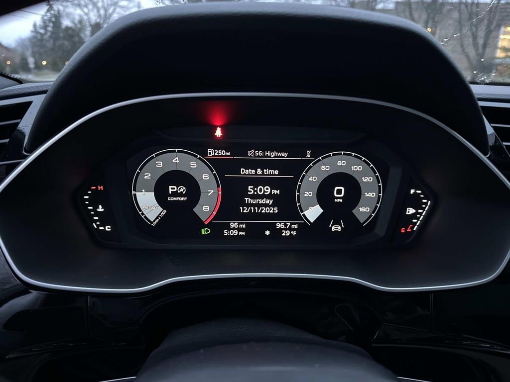 New 2025 Audi Q3 2.0T Premium Plus image 16