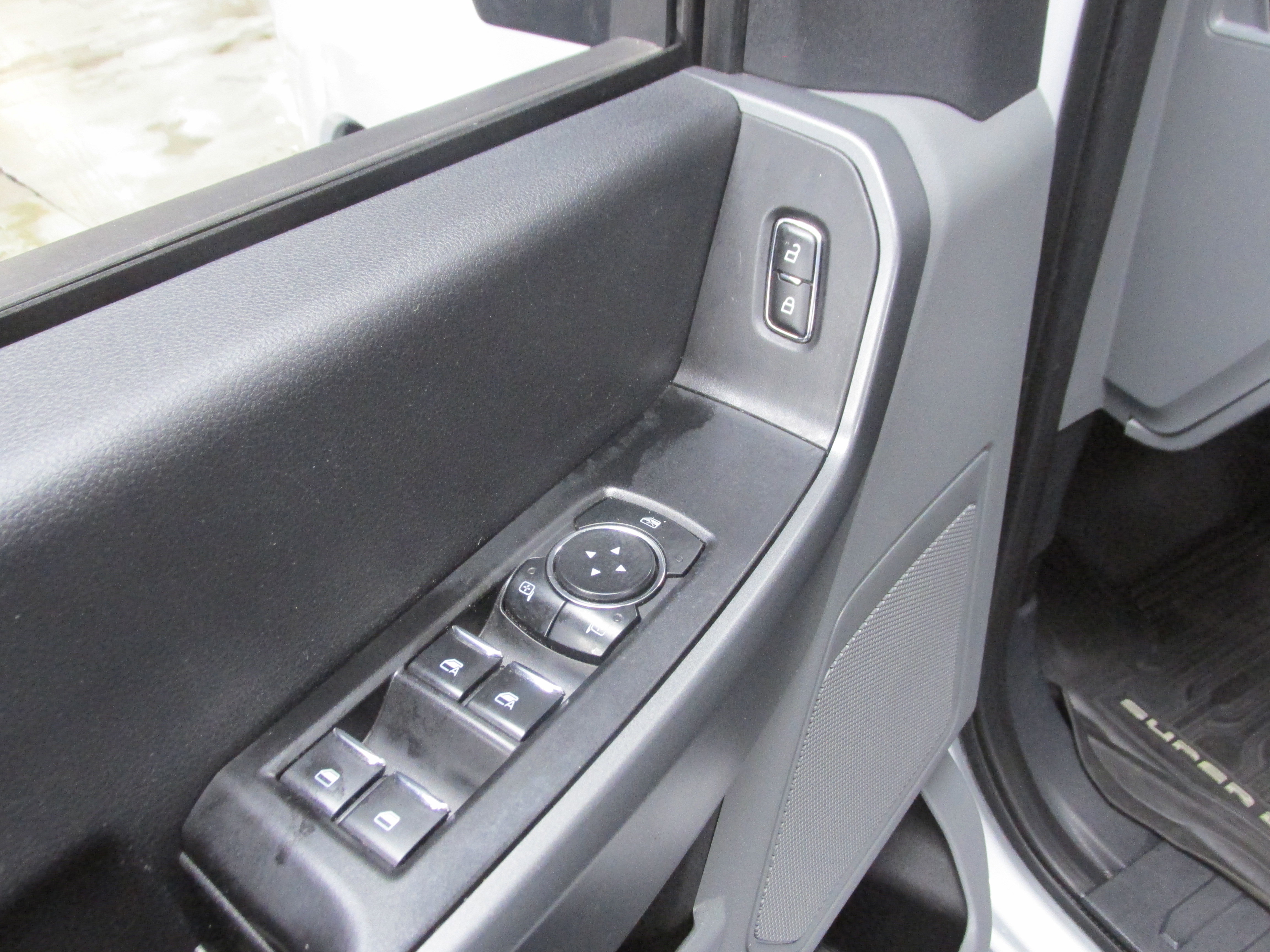 Used 2023 Ford F250 XLT w/ Snow Plow Prep Package image 28