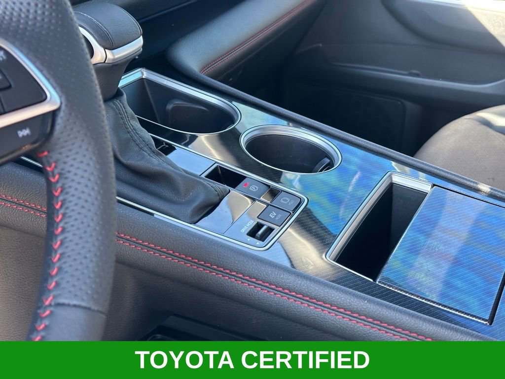 Certified 2025 Toyota Sienna XSE w/ XSE Premium Package image 10