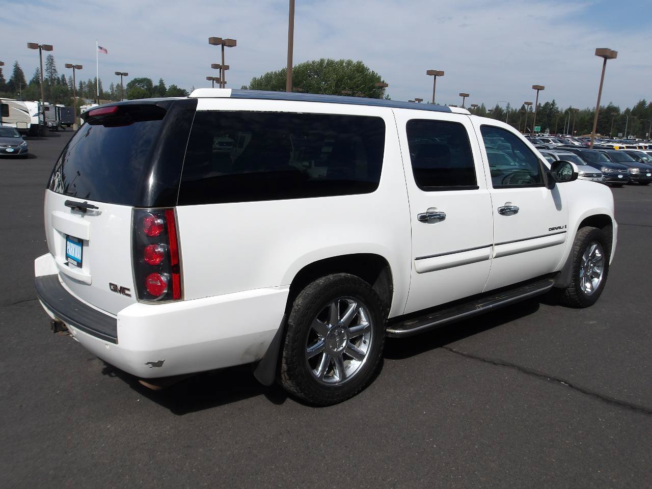 Used 2008 GMC Yukon XL Denali AWD/4WD image 5