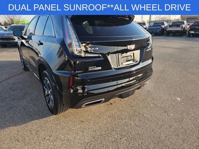 Used 2024 Cadillac XT4 Sport image 13