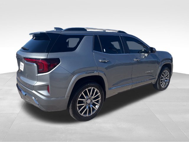 Used 2026 GMC Terrain Denali w/ LPO, Floor Liner Package AWD/4WD image 5
