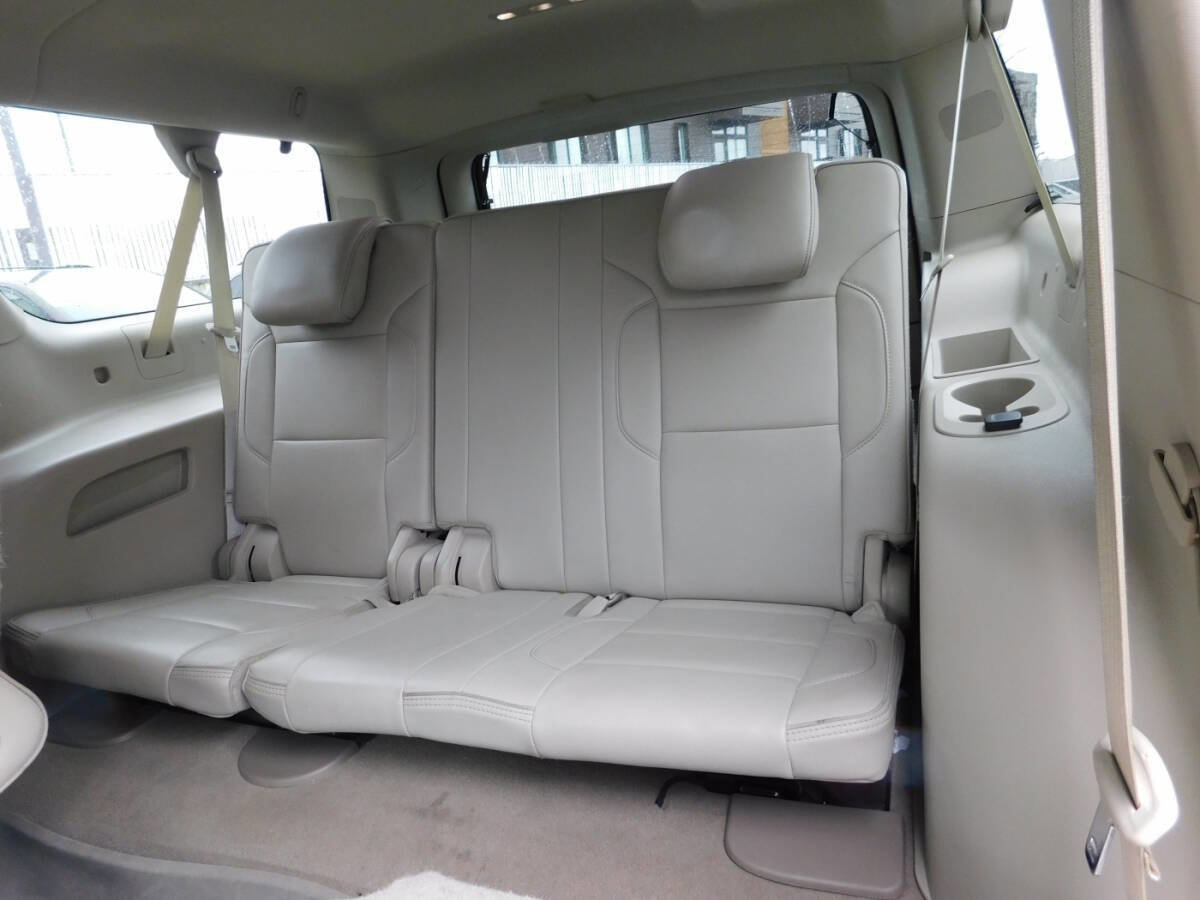 Used 2020 GMC Yukon XL Denali w/ Denali Premium Package image 7