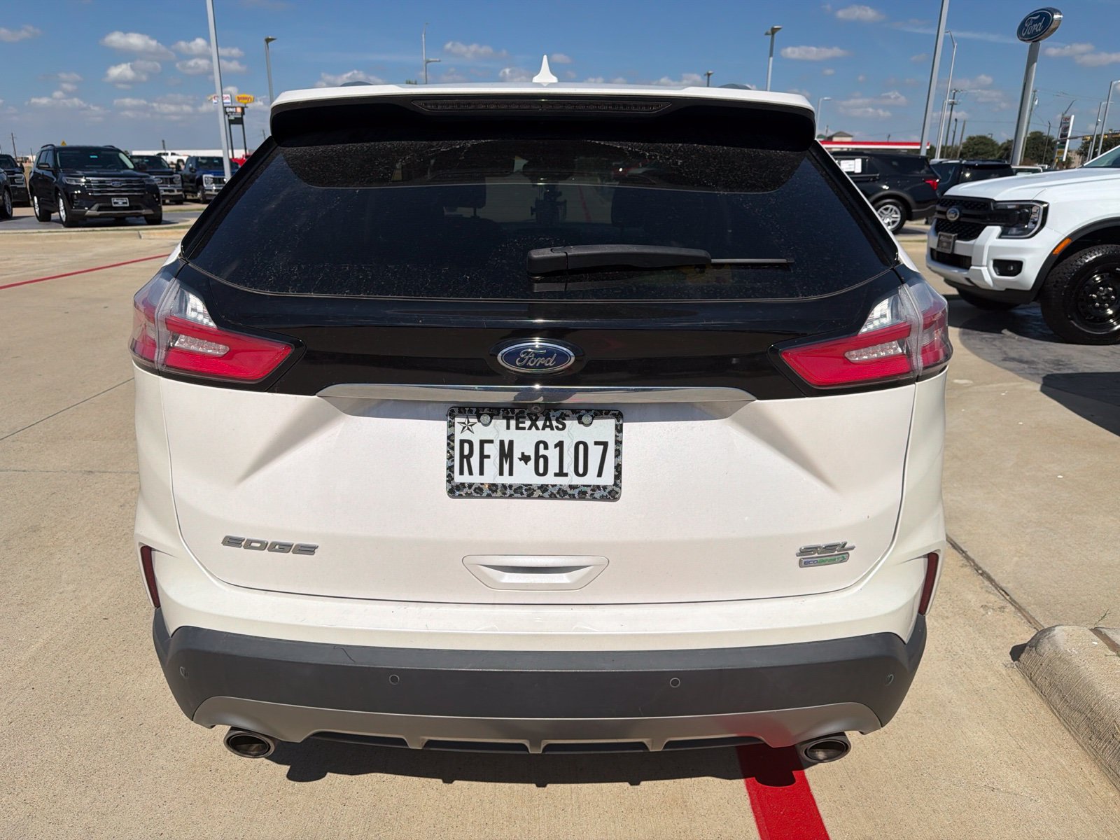 Used 2019 Ford Edge SEL w/ Equipment Group 201A FWD image 10