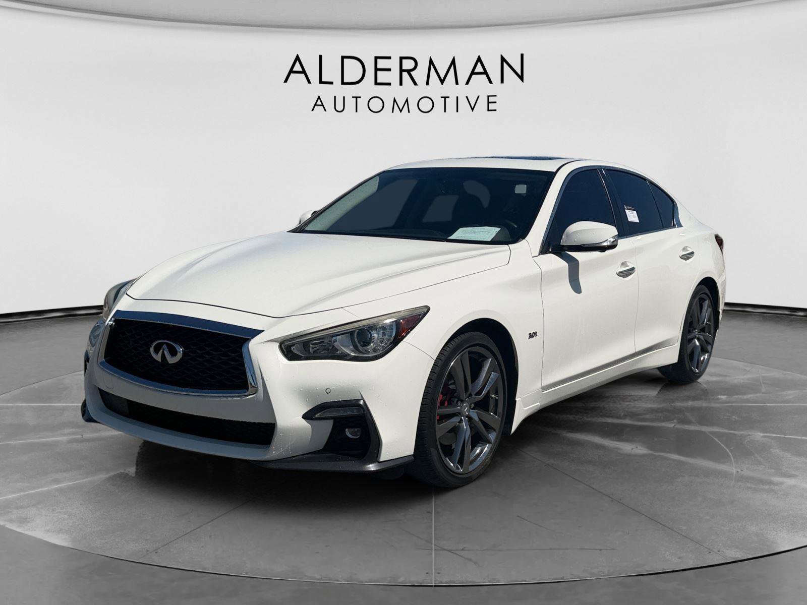 Used 2019 INFINITI Q50 Signature Edition RWD image 1