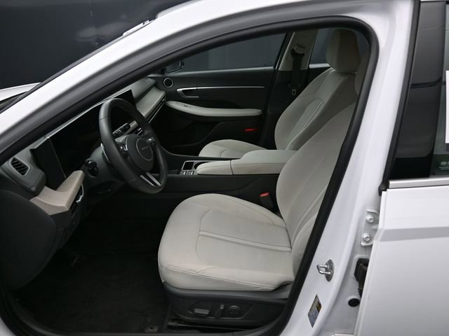 Used 2025 Hyundai Sonata SEL FWD image 17