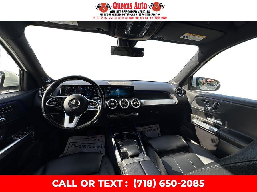 Used 2021 Mercedes-Benz GLB 250 4MATIC w/ Premium Package image 25
