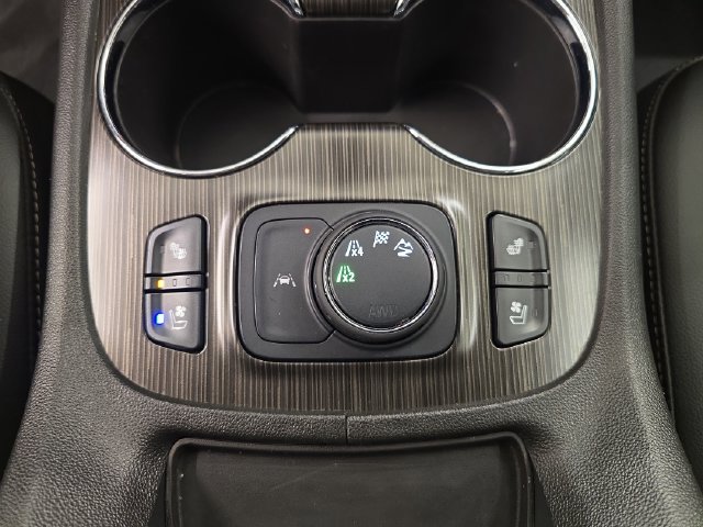 Used 2022 GMC Acadia SLT w/ Technology Package AWD/4WD image 29
