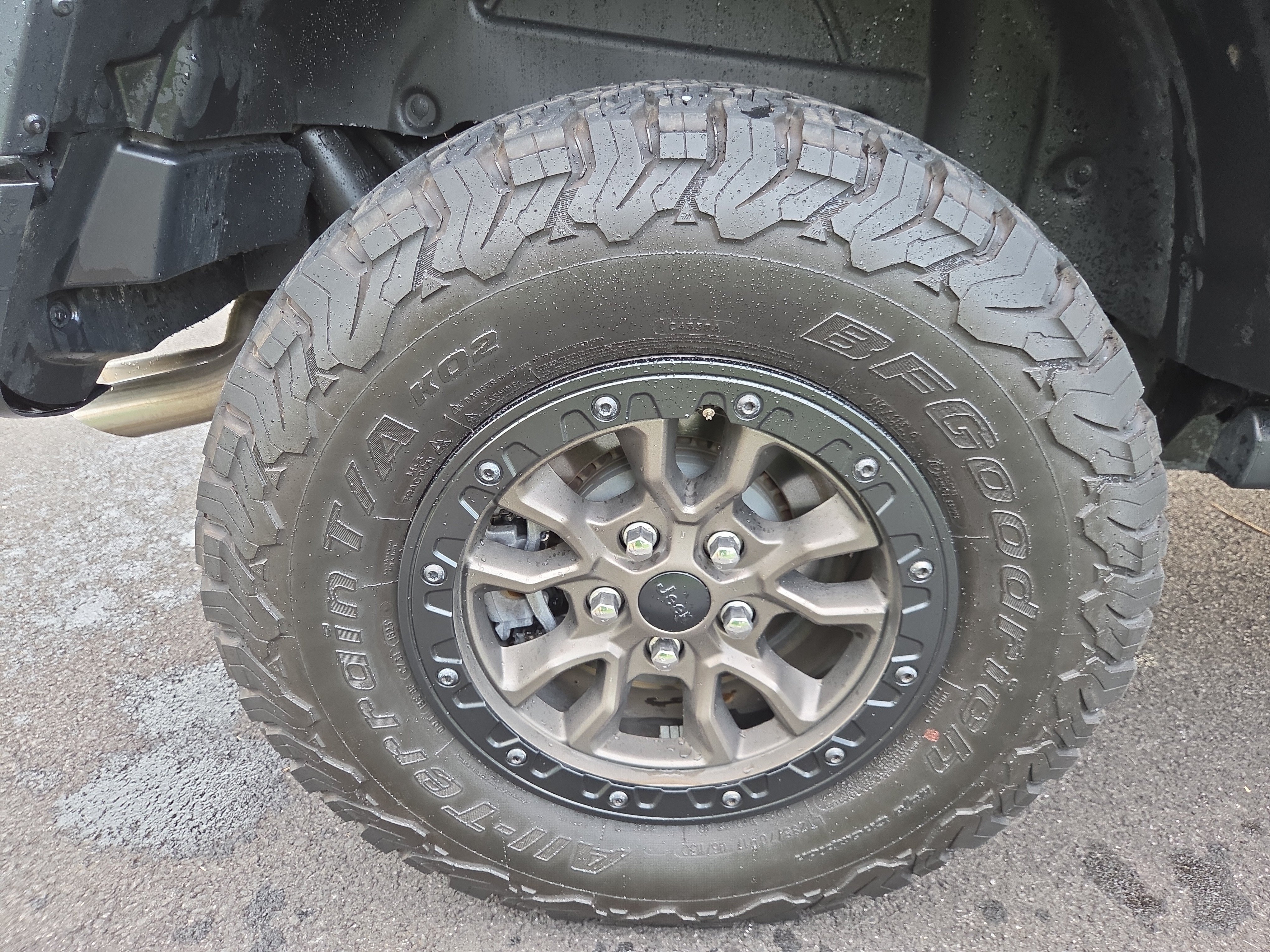 Certified 2023 Jeep Wrangler Unlimited Rubicon 392 w/ Trailer Tow Package AWD/4WD image 27