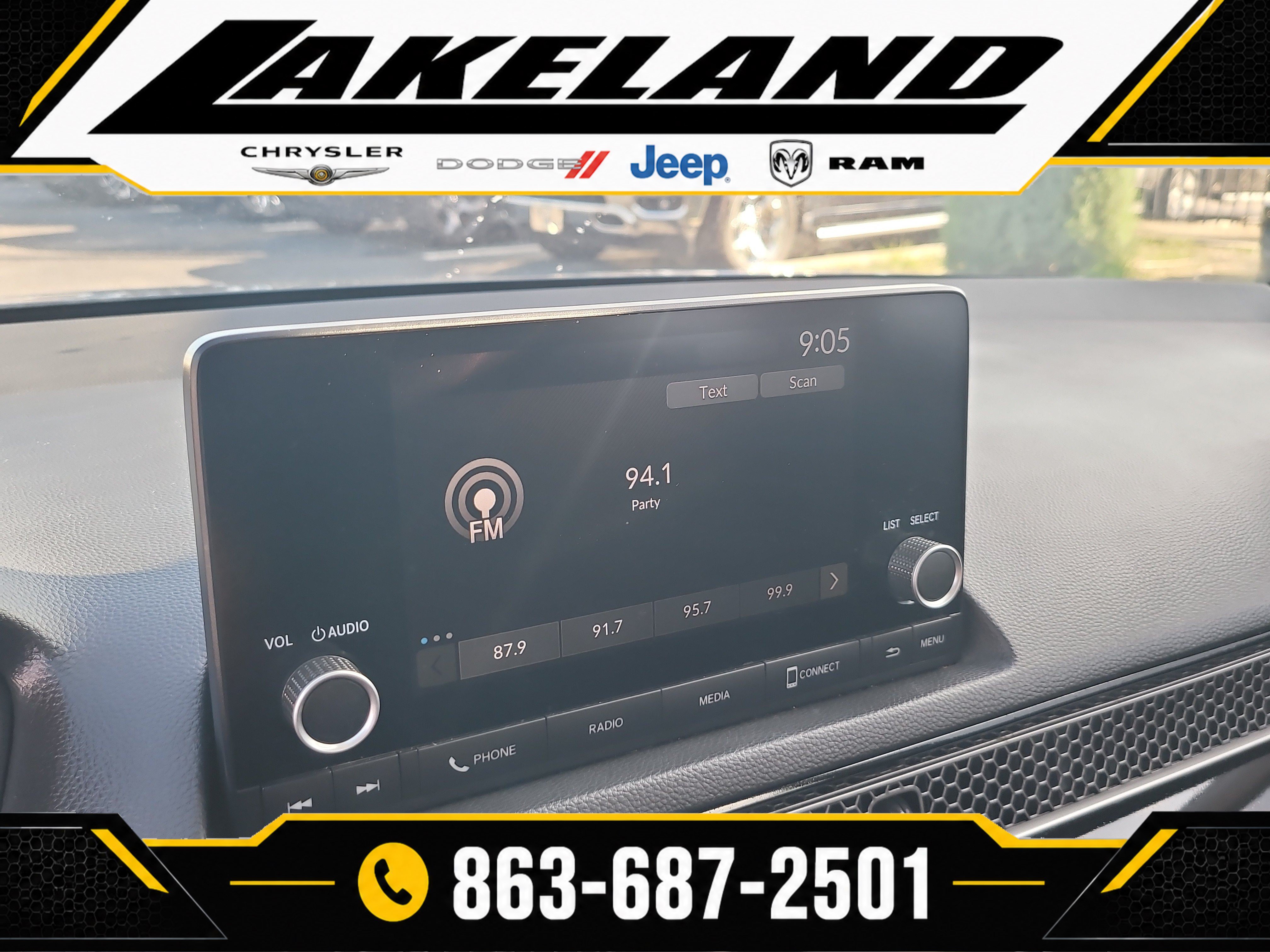 Used 2024 Honda Civic EX-L image 21