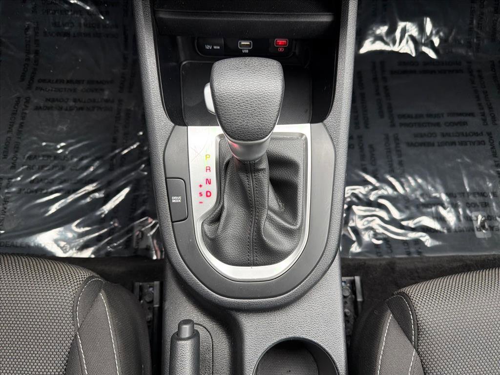 Used 2024 Kia Forte LXS image 18