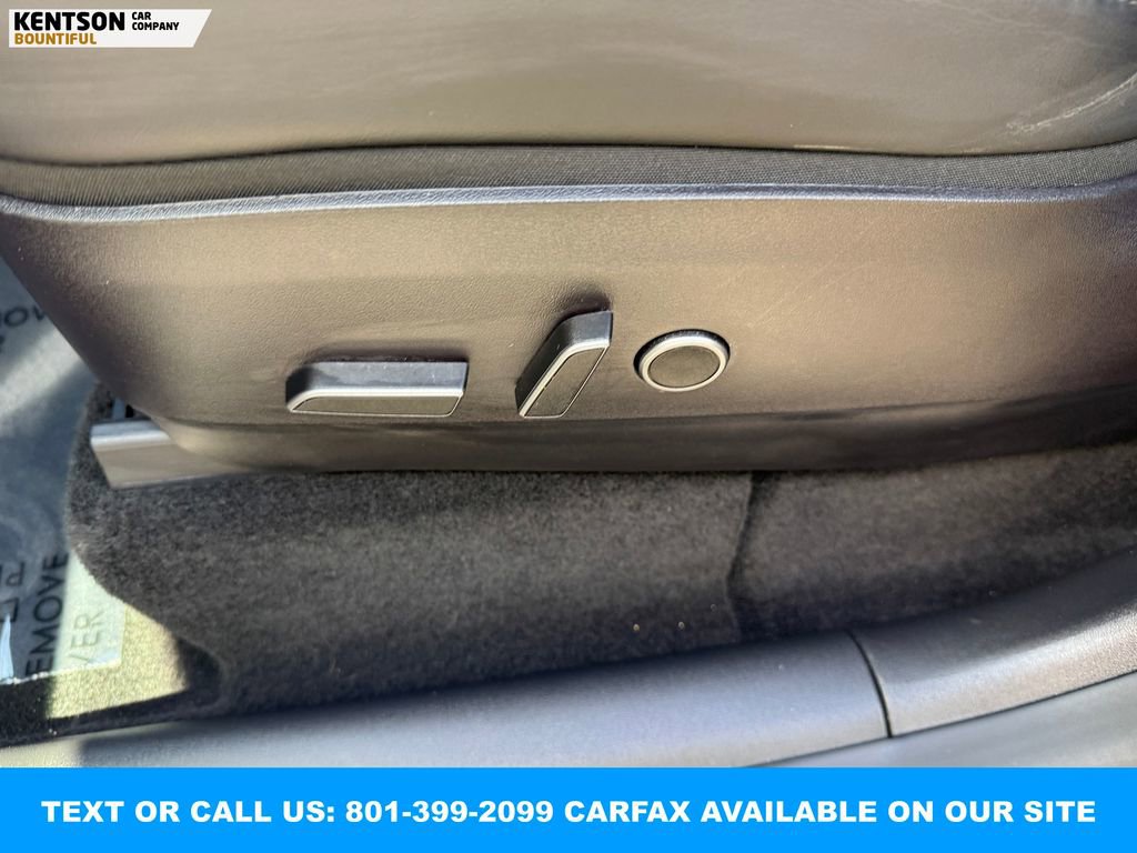 Used 2022 Tesla Model Y Performance image 30